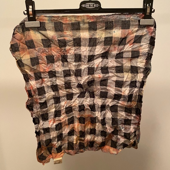 unnamed Kerchief - Picture 2 of 3